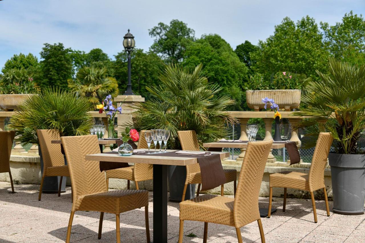 Logis Hotel & Restaurant Le Pardaillan Gondrin Kültér fotó